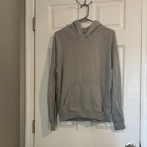 Men's Casual Gray Hoodie Sweater - Picture 2 of 3